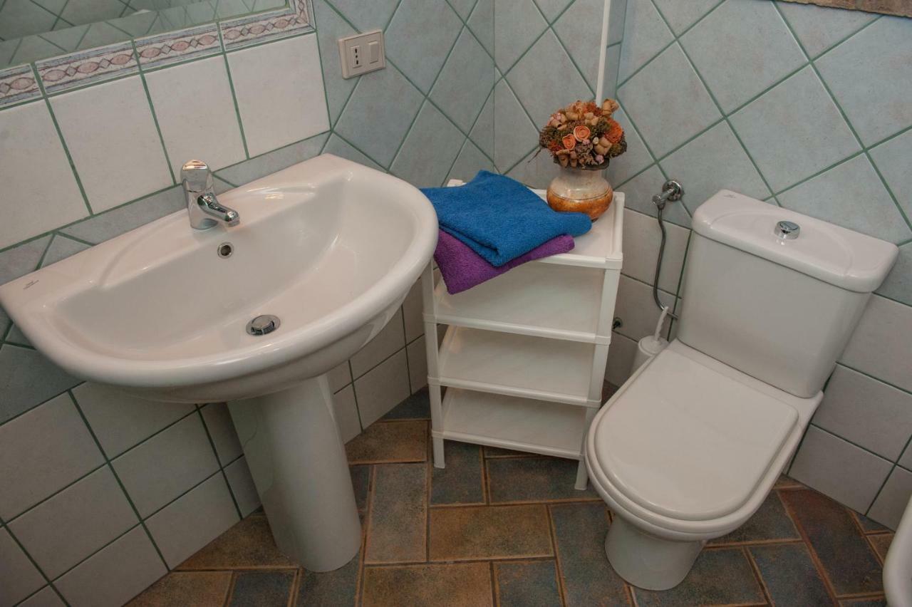 Sa Dommo De Sa Pietate Apartamento Orosei Quarto foto